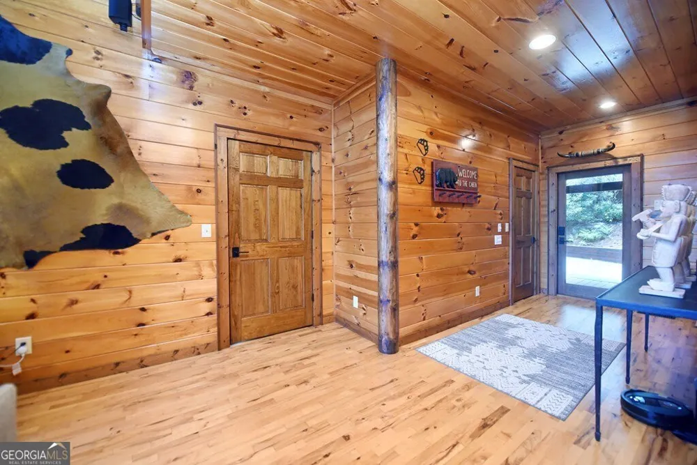 71 High Country LN Morganton, GA 30560
