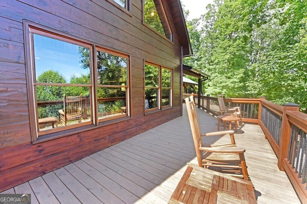 71 High Country LN Morganton, GA 30560