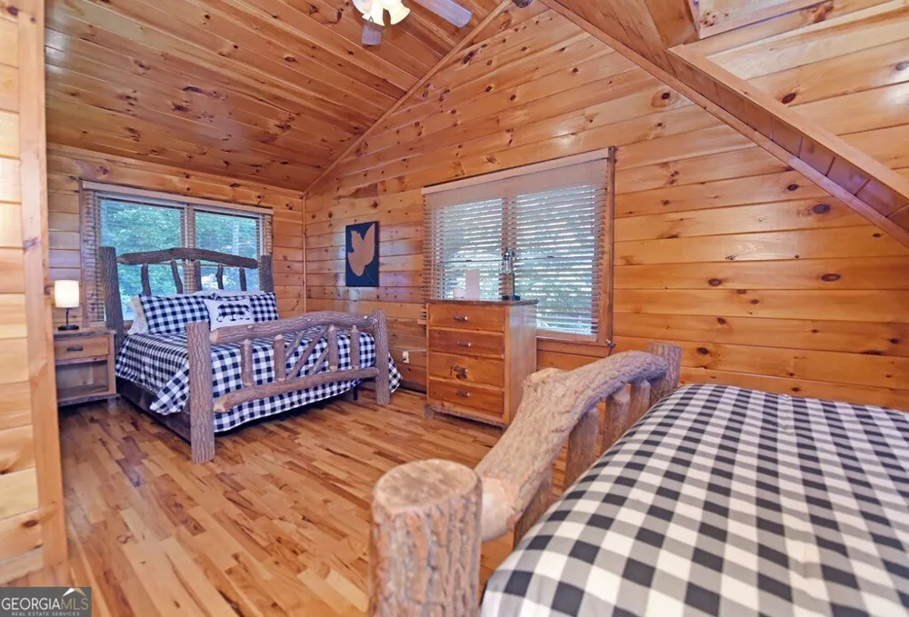 71 High Country LN Morganton, GA 30560