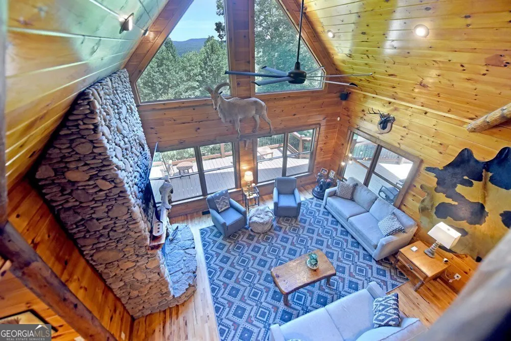 71 High Country LN Morganton, GA 30560