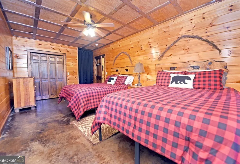71 High Country LN Morganton, GA 30560