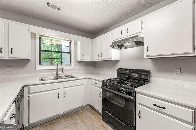 3040 SAND WEDGE CIR NW Kennesaw, GA 30144