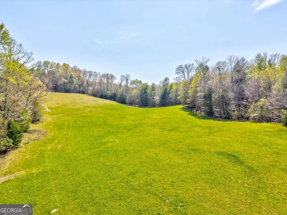 365 Waters RD McCaysville, GA 30555