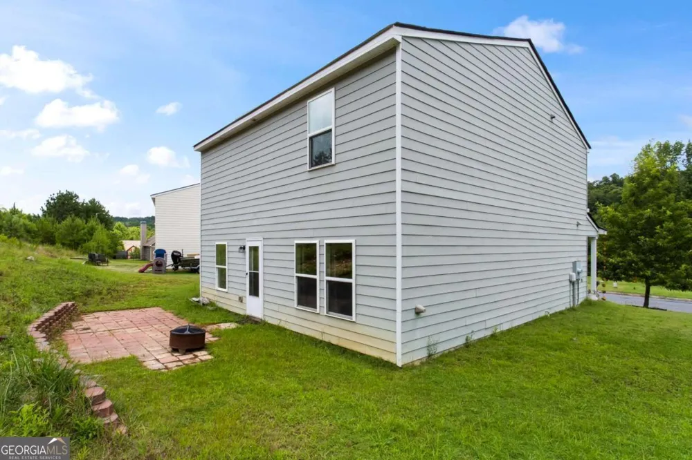 10 Windsor CT Kingston, GA 30145