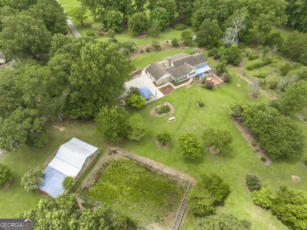 8457 Lower Thomaston RD Lizella, GA 31052