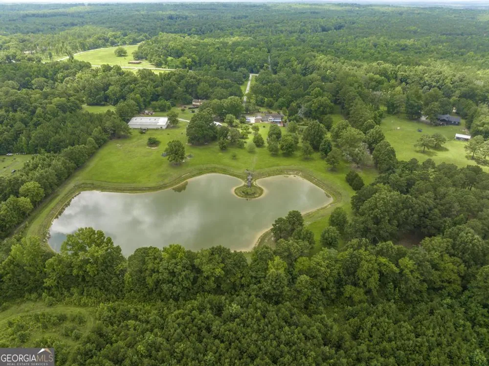 8457 Lower Thomaston RD Lizella, GA 31052