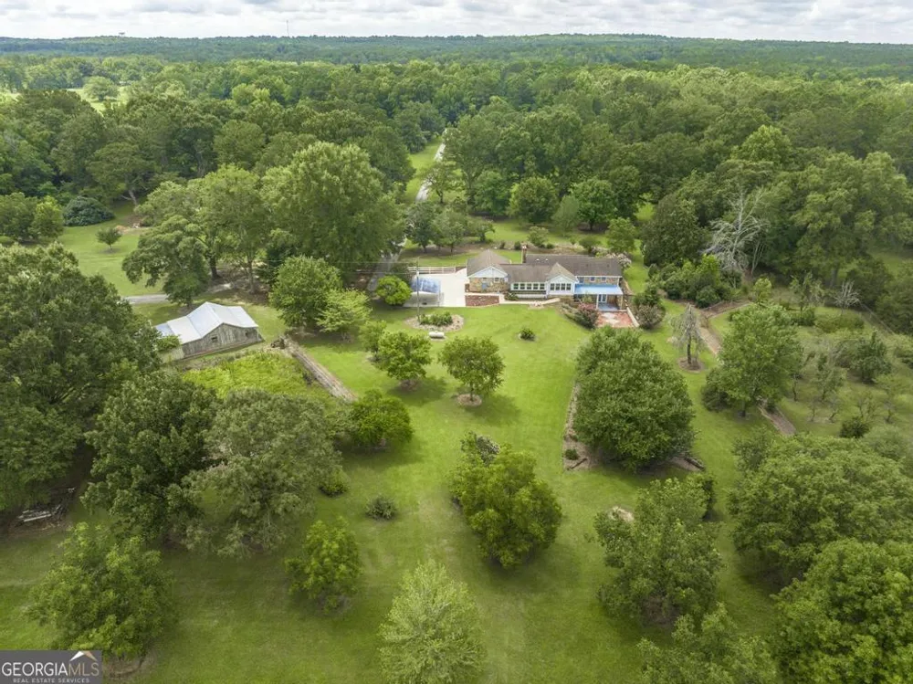 8457 Lower Thomaston RD Lizella, GA 31052