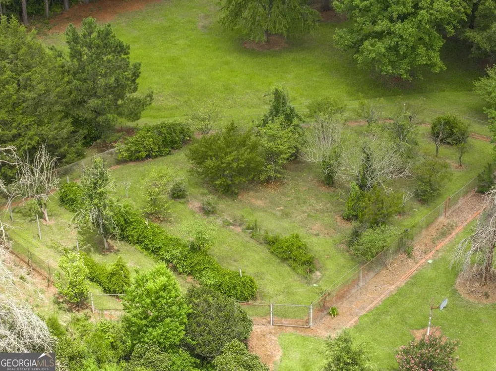 8457 Lower Thomaston RD Lizella, GA 31052
