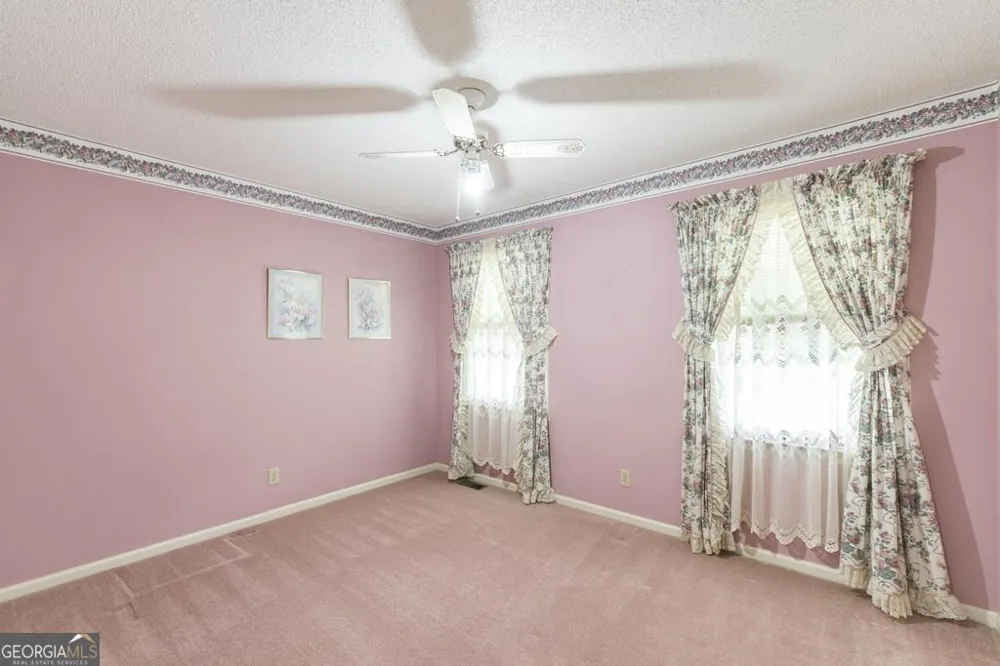 8457 Lower Thomaston RD Lizella, GA 31052