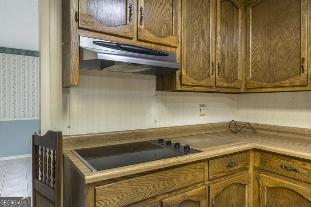 8457 Lower Thomaston RD Lizella, GA 31052