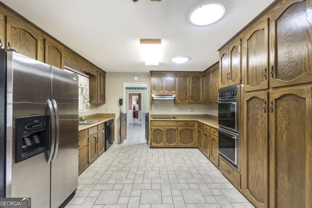8457 Lower Thomaston RD Lizella, GA 31052