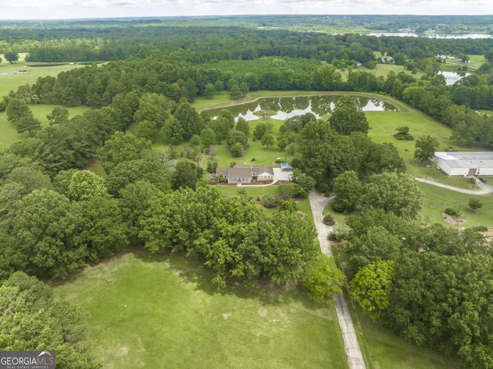 8457 Lower Thomaston RD Lizella, GA 31052