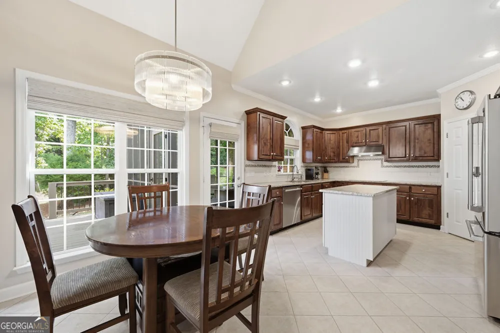 7 Windsor LN Ringgold, GA 30736