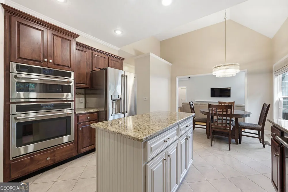 7 Windsor LN Ringgold, GA 30736