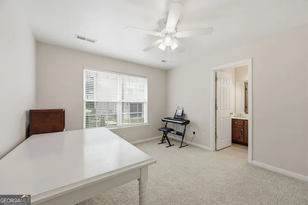 7 Windsor LN Ringgold, GA 30736