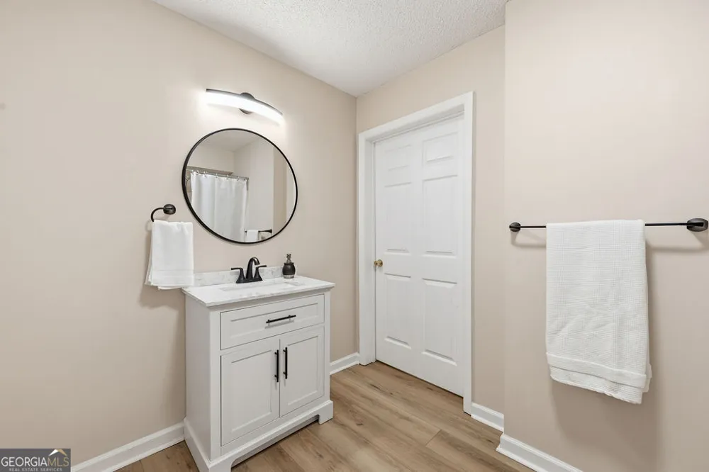 7 Windsor LN Ringgold, GA 30736