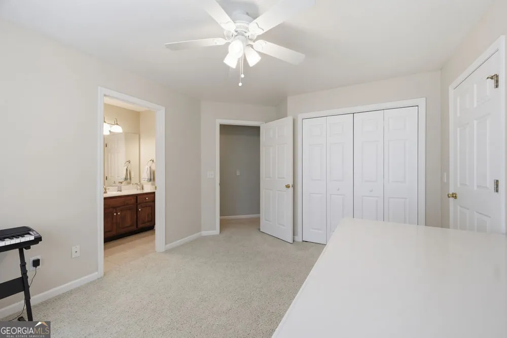 7 Windsor LN Ringgold, GA 30736