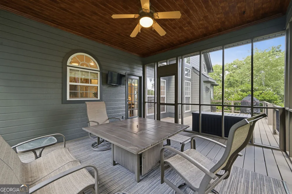 7 Windsor LN Ringgold, GA 30736