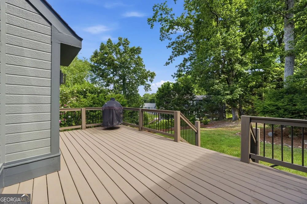 7 Windsor LN Ringgold, GA 30736