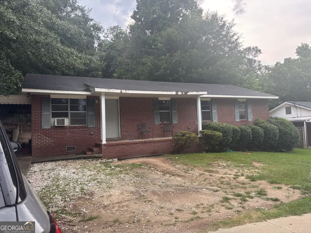1047 Amber DR Columbus, GA 31907