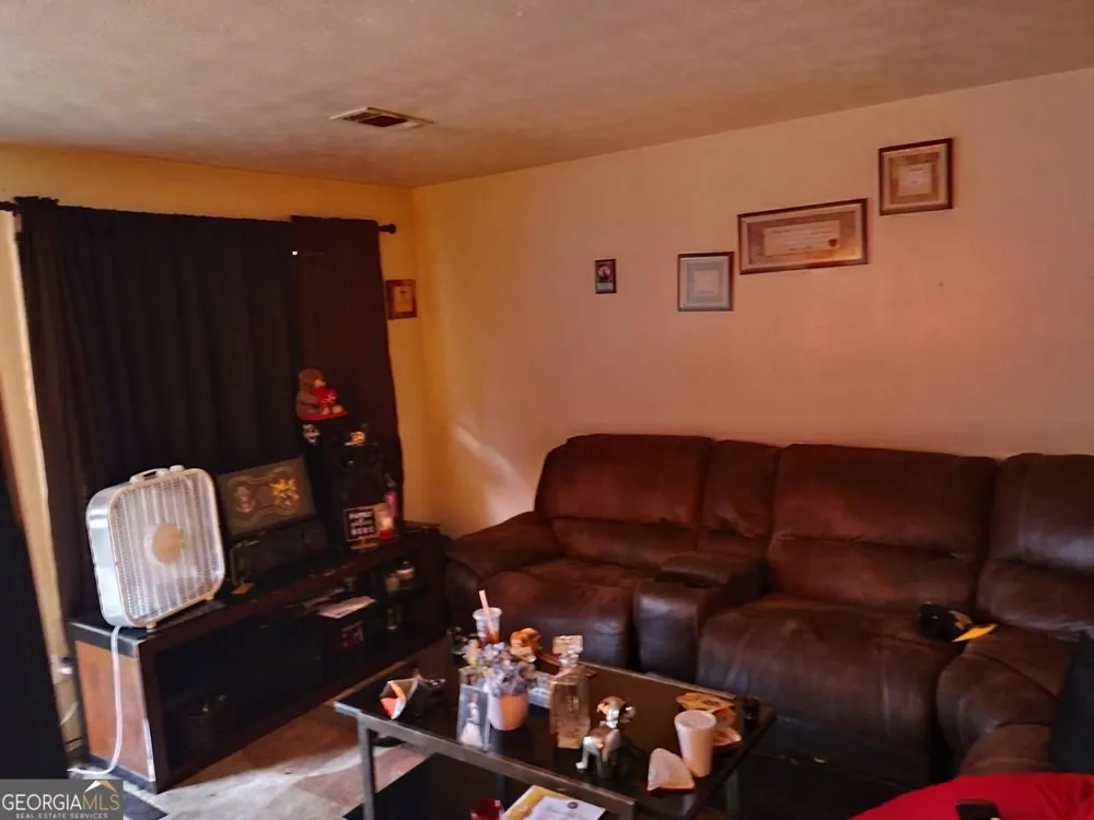 1047 Amber DR Columbus, GA 31907