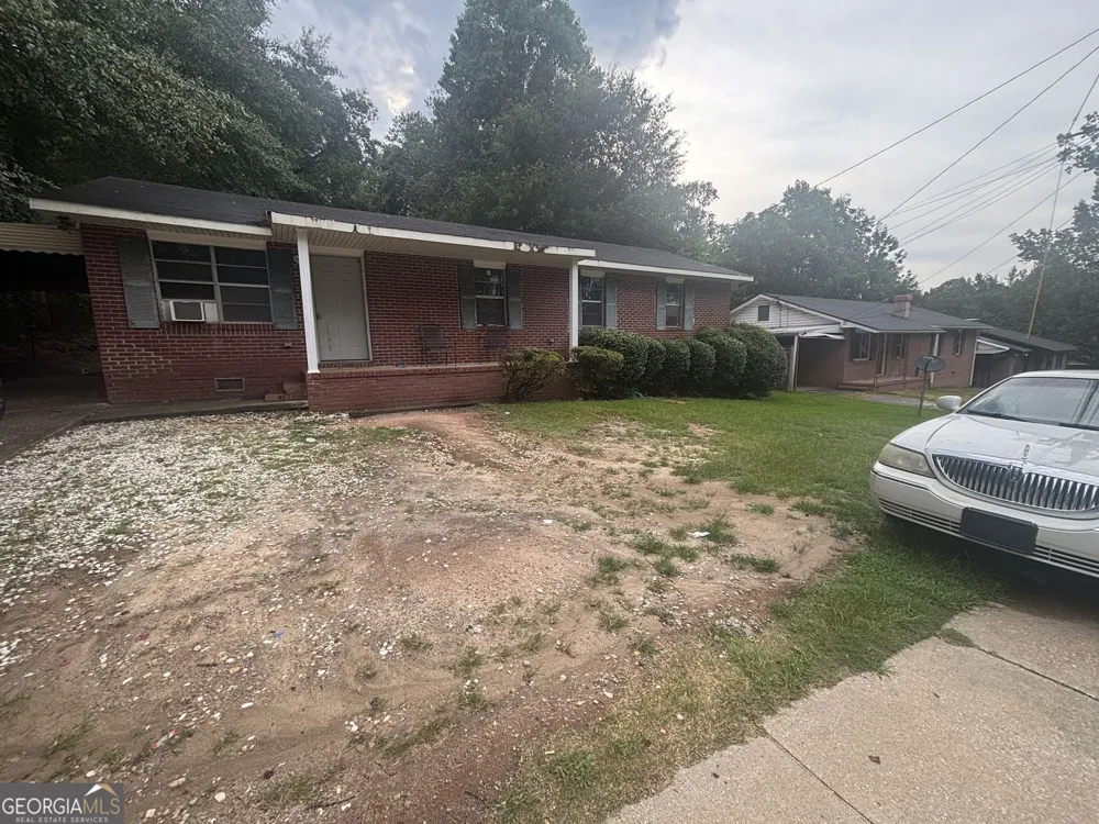 1047 Amber DR Columbus, GA 31907