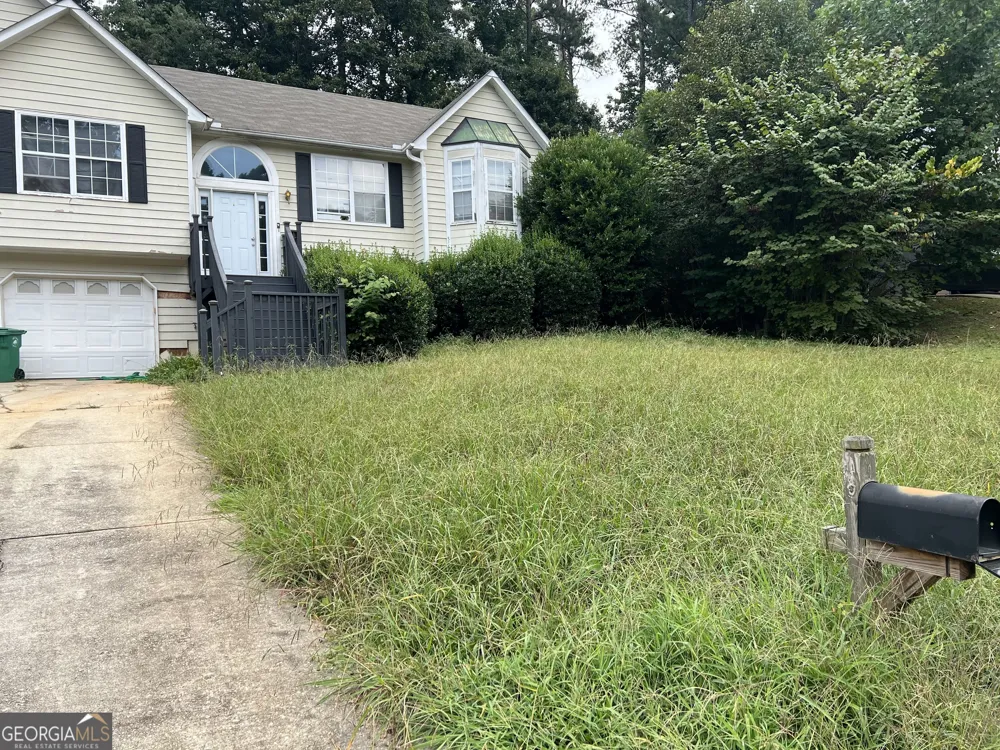 2323 Boulder Springs DR Ellenwood, GA 30294