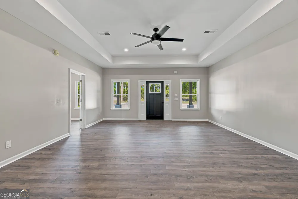 7299 Manningtown RD Jesup, GA 31546