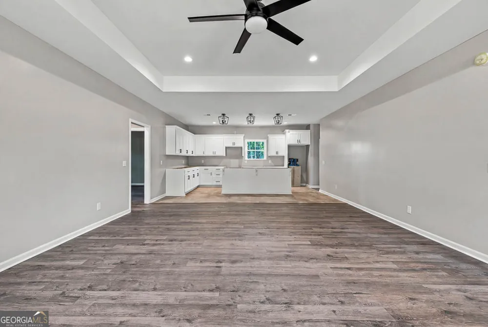7299 Manningtown RD Jesup, GA 31546
