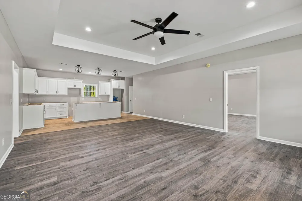 7299 Manningtown RD Jesup, GA 31546