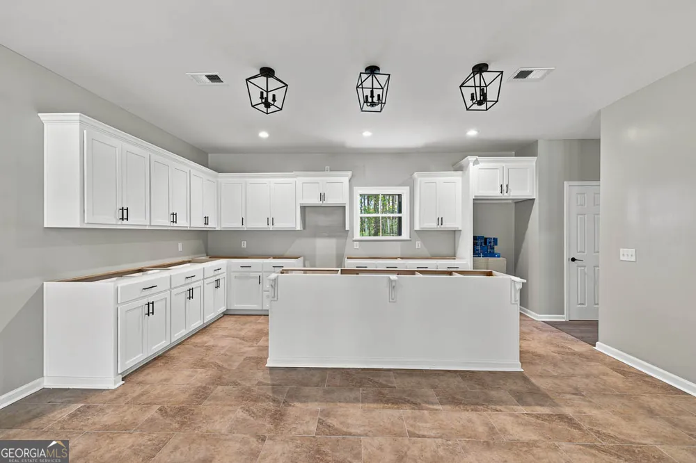 7299 Manningtown RD Jesup, GA 31546