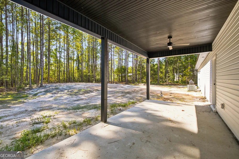 7299 Manningtown RD Jesup, GA 31546