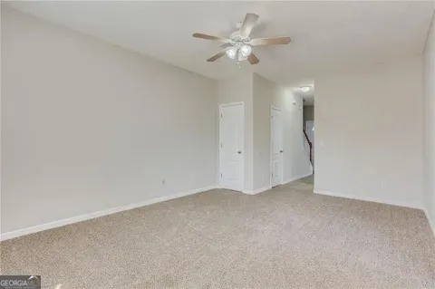 762 Commerce Riverdale, GA 30296