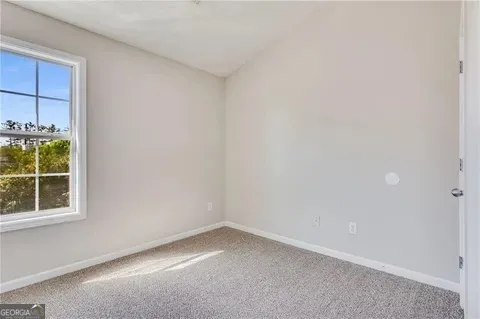 762 Commerce Riverdale, GA 30296