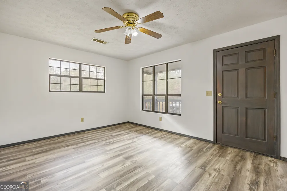 181 Lower Wirebridge RD Stephens, GA 30667