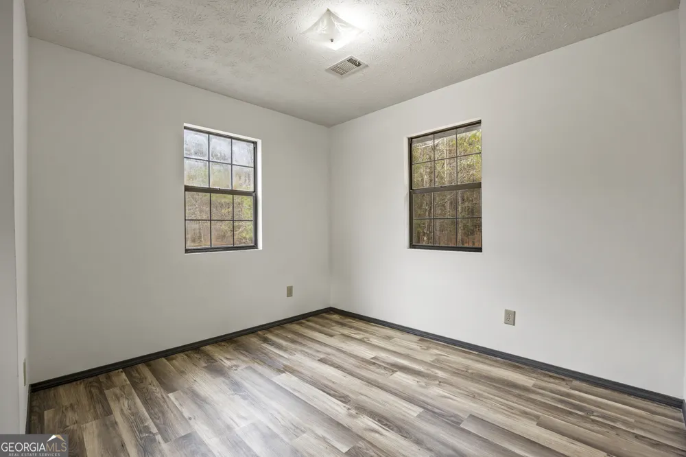 181 Lower Wirebridge RD Stephens, GA 30667