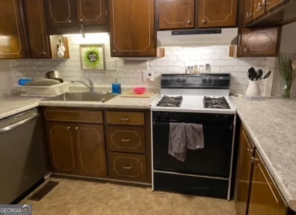 411 N Cromley RD Brooklet, GA 30415