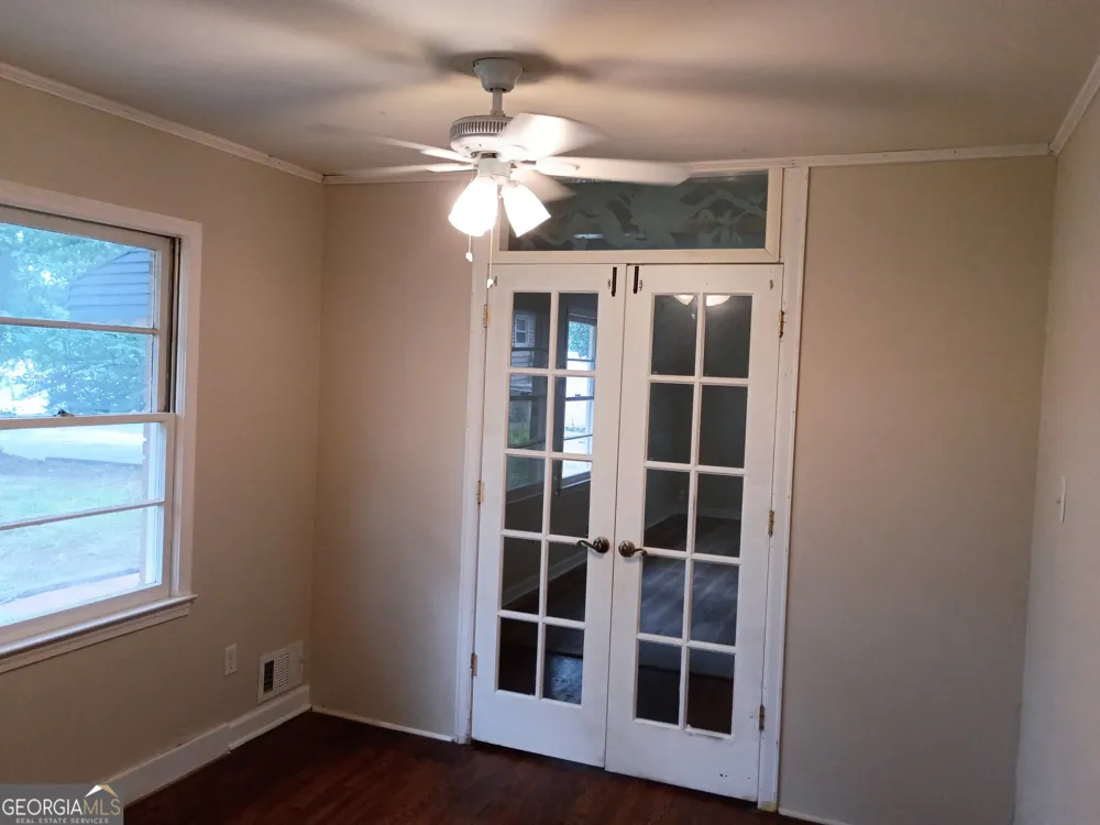 70 Fifth ST Hartwell, GA 30643