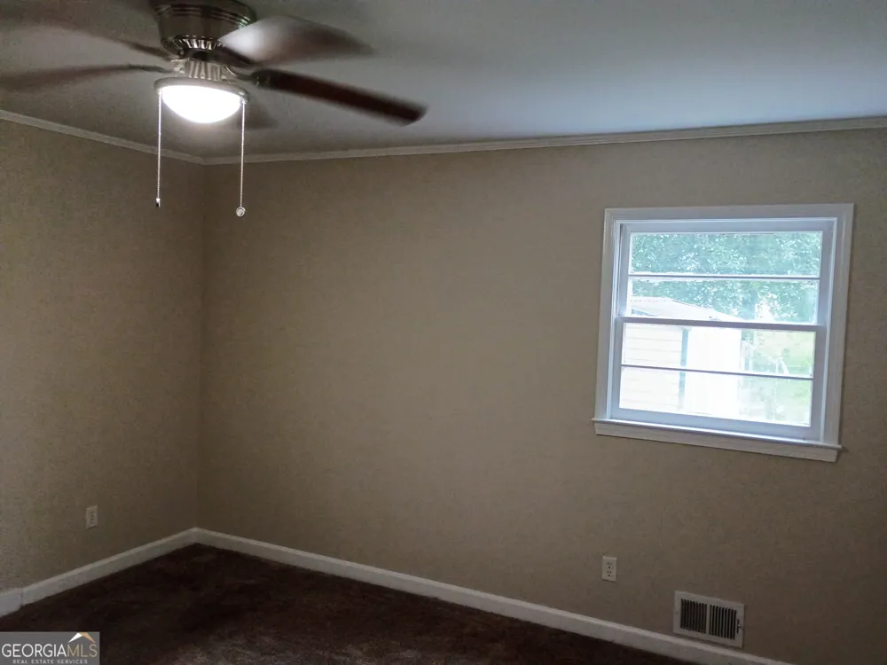 70 Fifth ST Hartwell, GA 30643