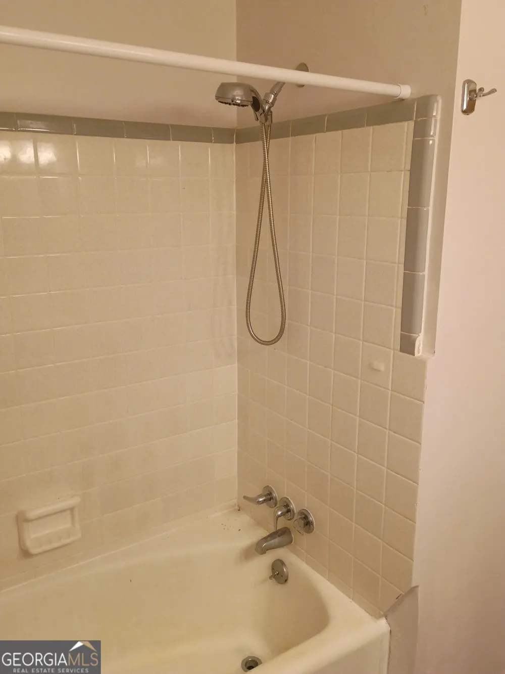 70 Fifth ST Hartwell, GA 30643