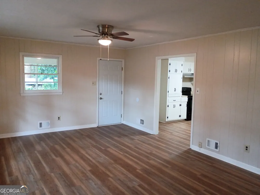 70 Fifth ST Hartwell, GA 30643
