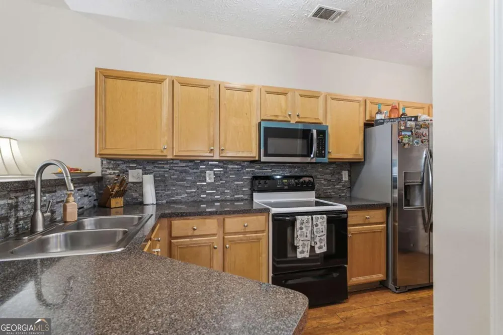 5009 Timber Hills DR Oakwood, GA 30566