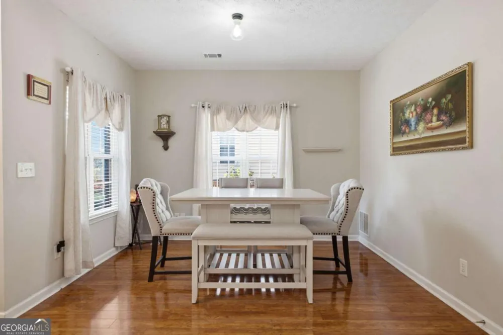 5009 Timber Hills DR Oakwood, GA 30566