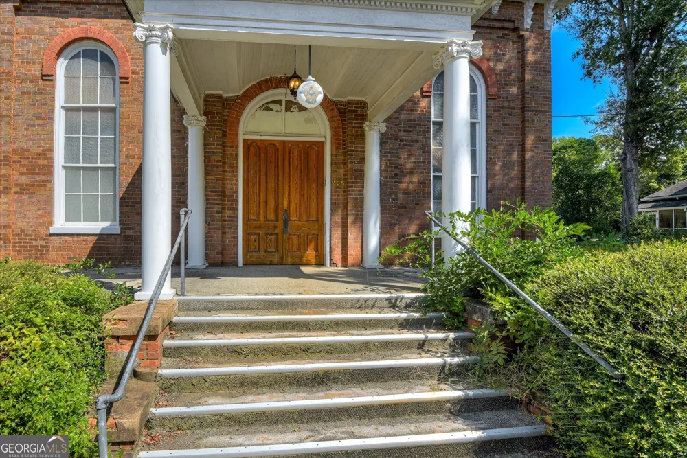 205 E Liberty ST Washington, GA 30673