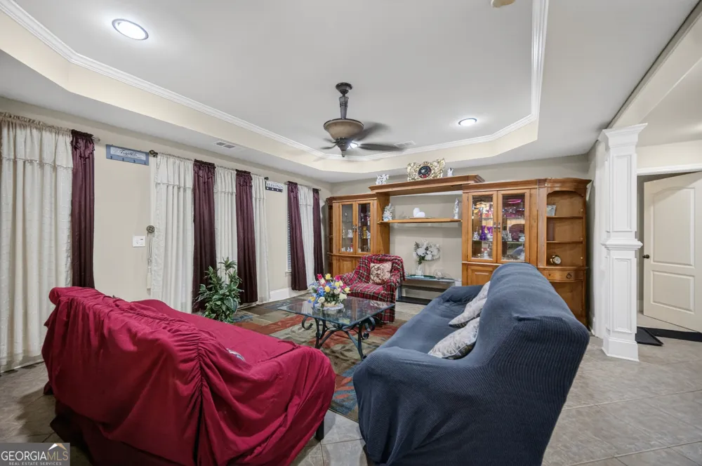 3565 Candytuft RUN Auburn, GA 30011