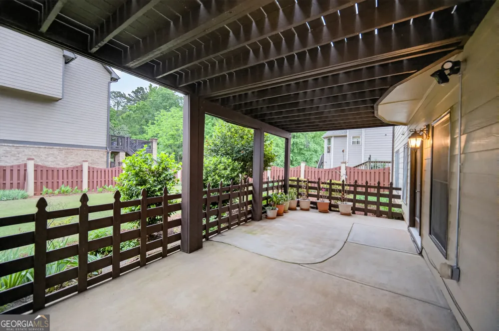 3565 Candytuft RUN Auburn, GA 30011