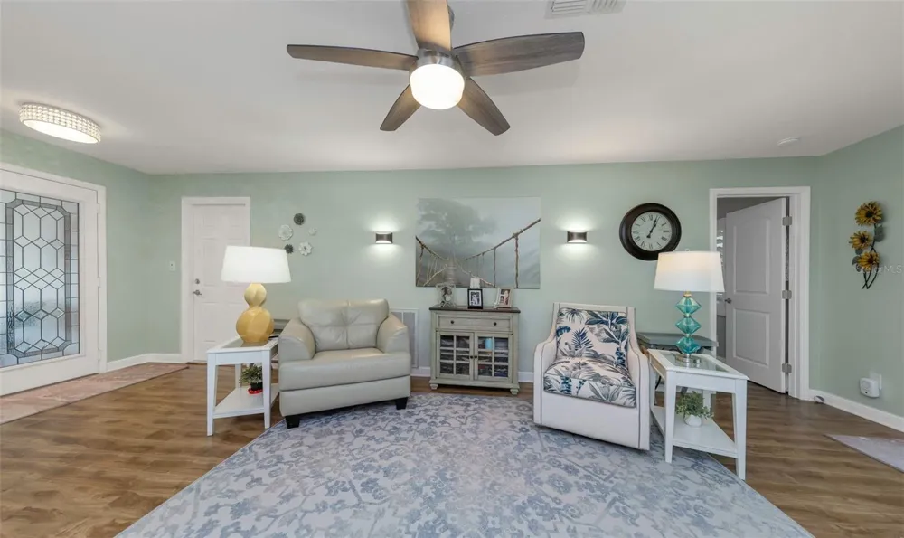 1308 GILLESPIE DRIVE Palm Harbor, FL 34684