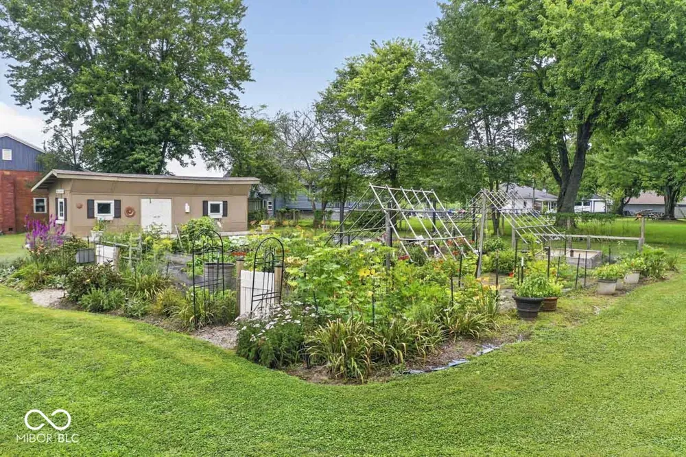 28045 State Road 213 Arcadia, IN 46030