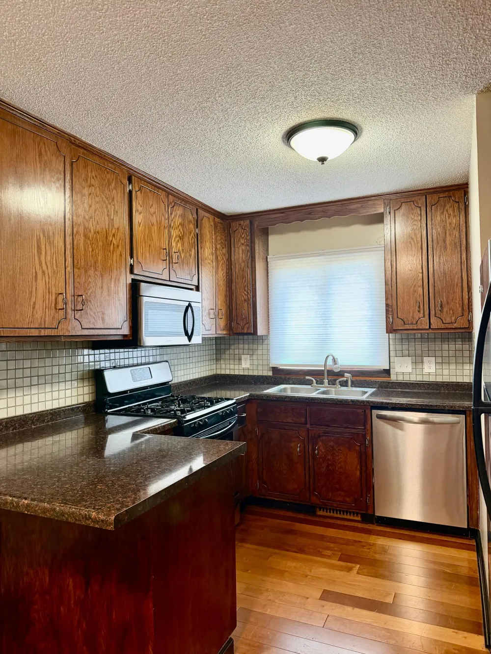 1552 Creek Meadows Drive NW Coon Rapids, MN 55433