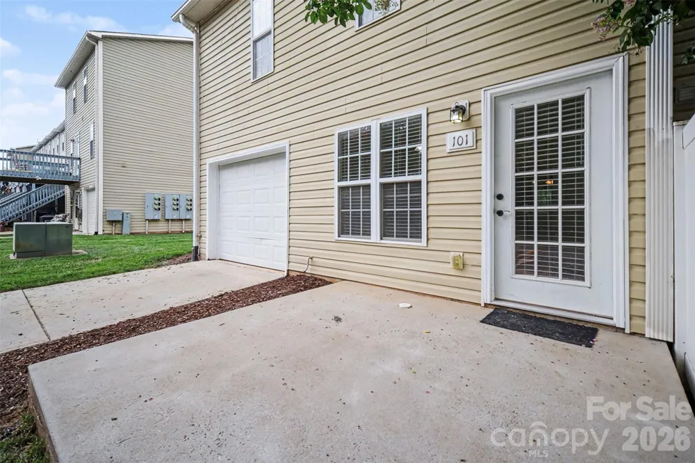 116 Locomotive Lane #101 Mooresville, NC 28115
